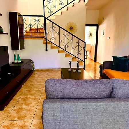 Nanas Vacation House Paphos 外观 照片